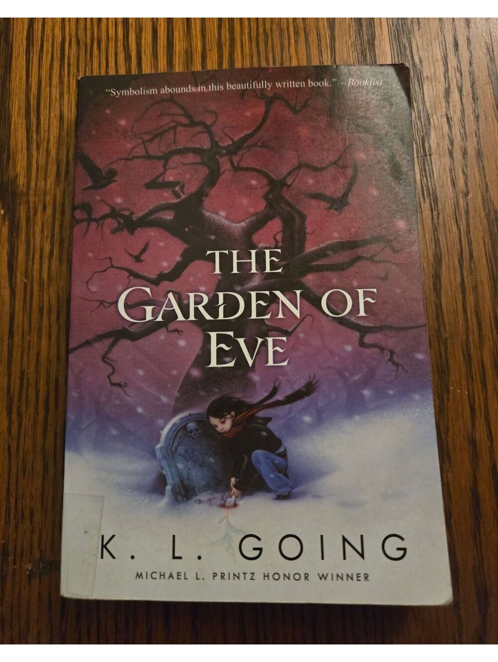 The Garden of Eve by K. L. Going - Paperback Novel